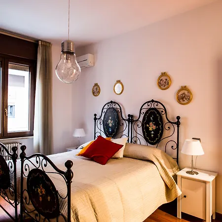 10 Minutes B&B Bed & Breakfast 4* Verona