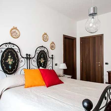 Bed & Breakfast 10 Minutes B&B Bed & Breakfast 4*