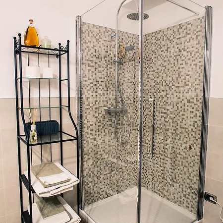 10 Minutes B&B Bed & Breakfast 4* Verona