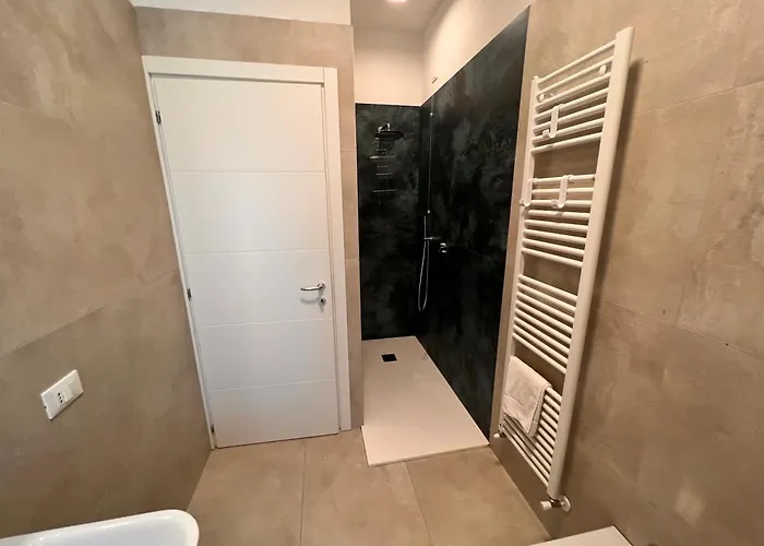 فندق مبيت وإفطار 10 Minutes فيرونا