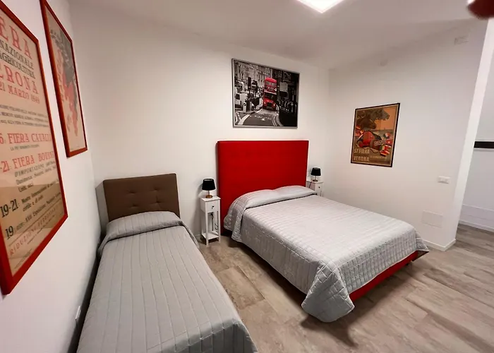 ベッド・アンド・ブレックファスト 10 Minutes 4*