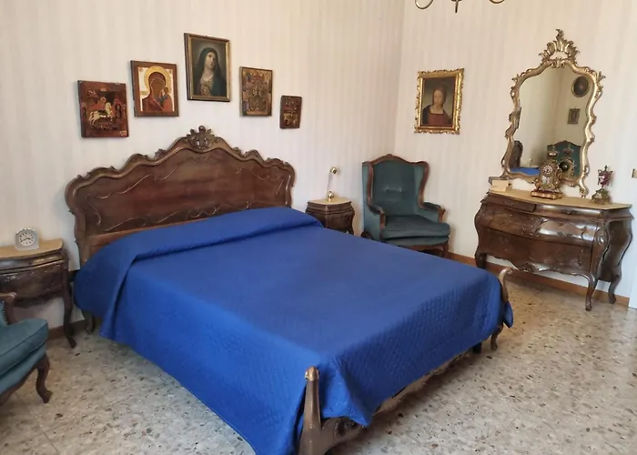 10 Minutes ベッド・アンド・ブレックファスト 4*