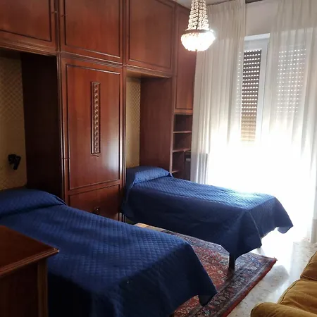 住宿加早餐酒店 10分钟住宿加早餐旅馆 4*