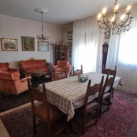 住宿加早餐酒店 10分钟住宿加早餐旅馆 4*