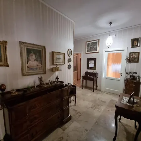 Bed and Breakfast 10 Minutes 4*